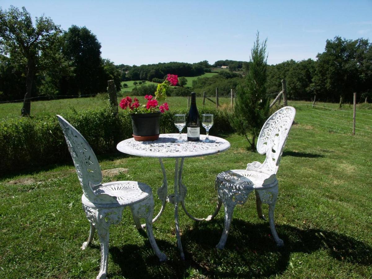 Chalet De Rose Moutier-Malcard 外观 照片